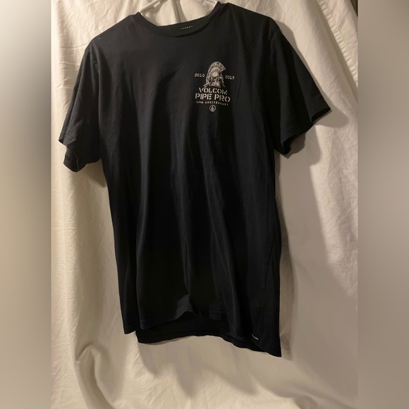 Volcom t shirt - Picture 3 of 3